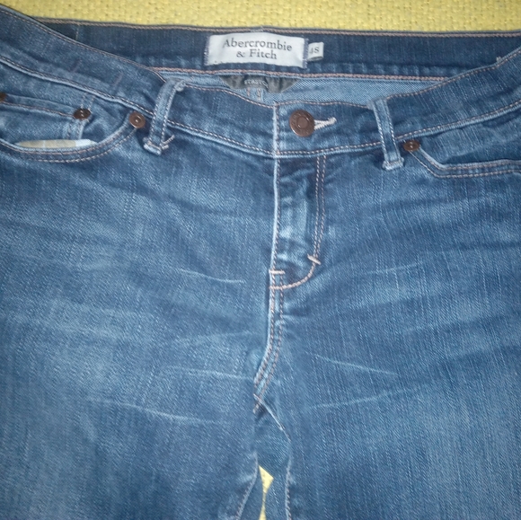 Abercrombie & Fitch jeans - Picture 1 of 3